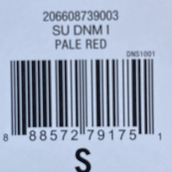 Chaps Pale Red Crocheted Lace Blouse top. Size Small - Picture 13 of 13